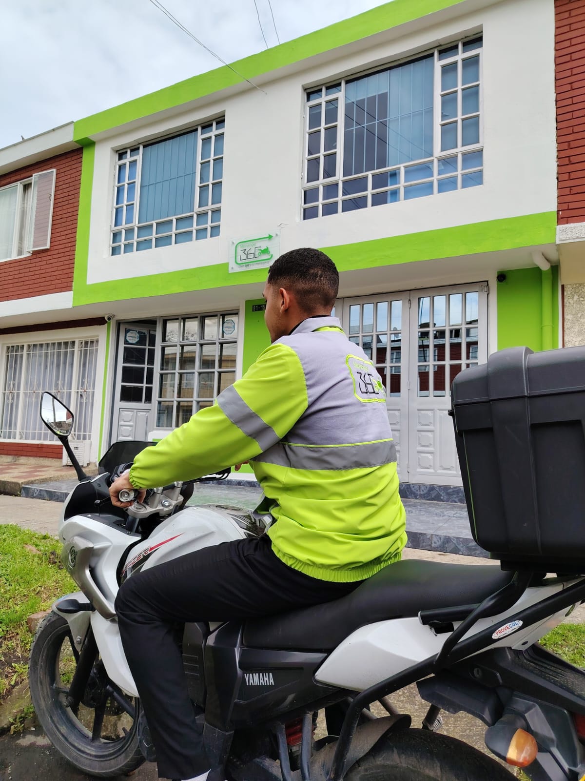 servicio de mensajeria empresarial en colombia mensajero motorizados mensajeria motorizada particular servicio de mensajeria particular